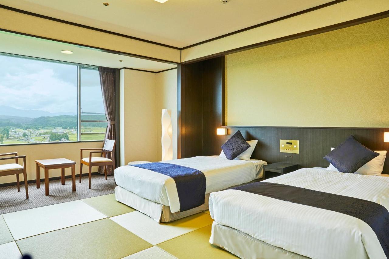 Kamenoi Hotel Ichinoseki Bagian luar foto