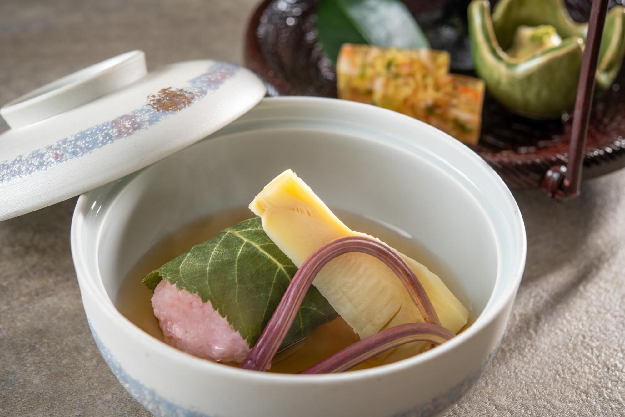 Kamenoi Hotel Ichinoseki Bagian luar foto